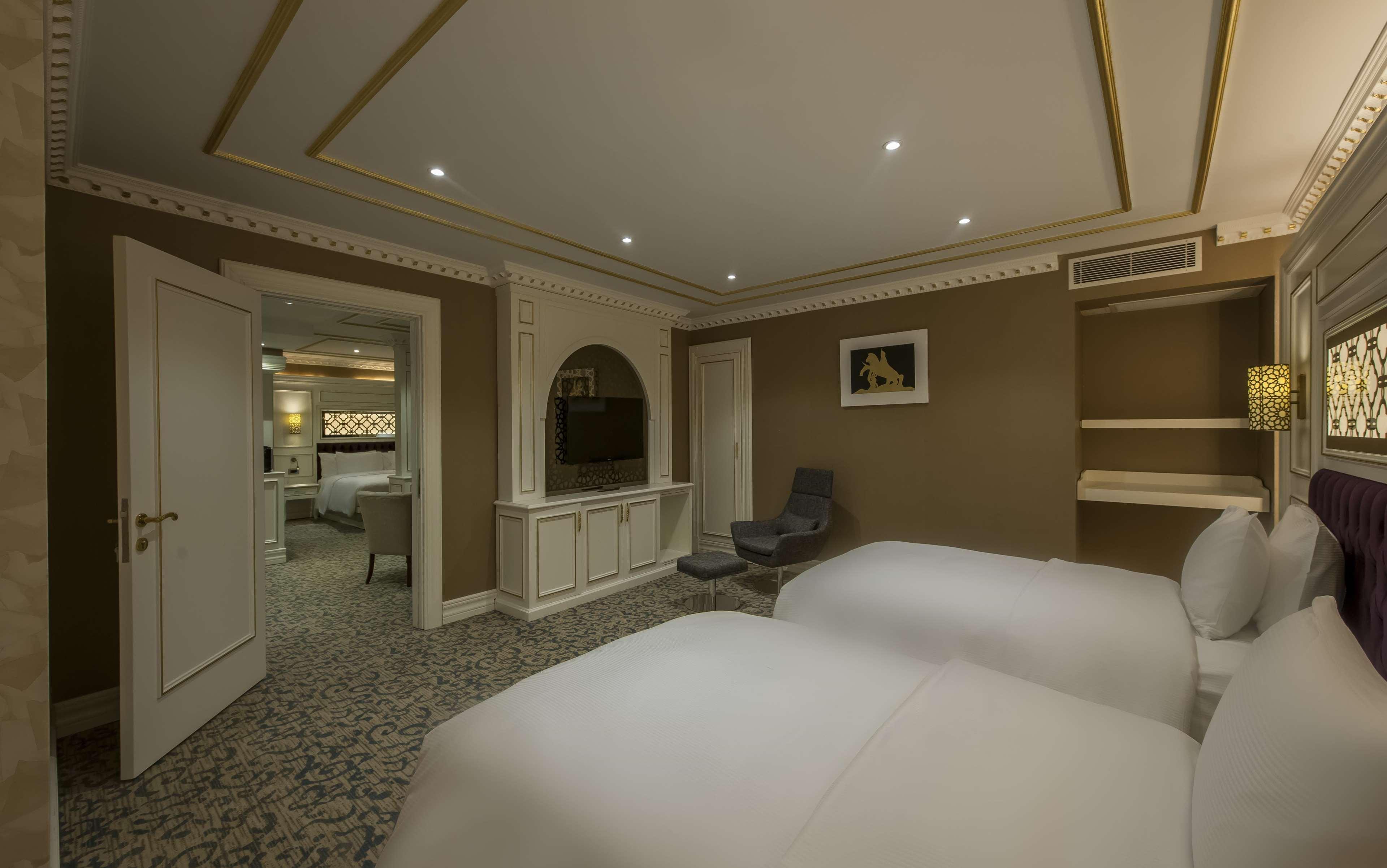 Doubletree By Hilton Elazig Hotel Exterior photo